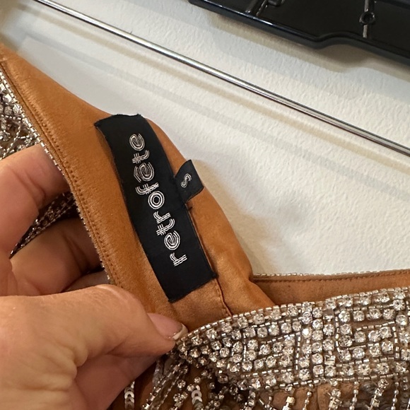 Retrofete Tan Sequin Beatrix and Bessie set Size small
Worn once - Picture 10 of 11